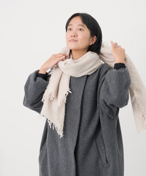 画像1: 長い方を、ゆるっとぐるっと巻きます