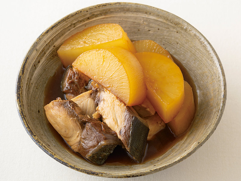 画像: まんなかのやわらかで甘い部分を使って ぶり大根のつくり方