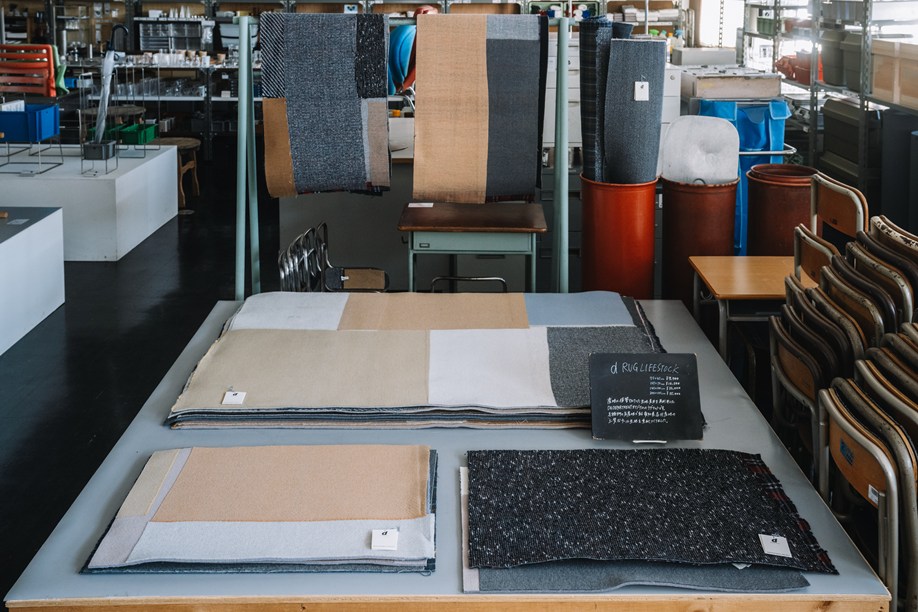 画像: サイズは、玄関マットサイズやソファまわりに使えるものなど4種類