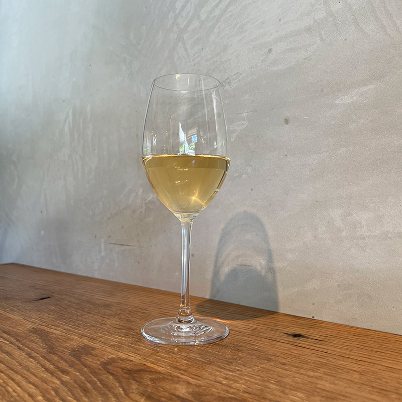 画像: ワイン飲みながらYouTubeを観るのがその時期の日課