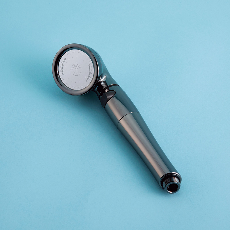 画像: 寸法:幅9×奥行き7.3×高さ29cm 質量:160g 材質:ABS、ポリアセタール 付属品:アダプター4種 一時止水のない混合栓:可