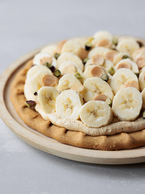 画像: 縁を折りたたむだけで器に 型なしタルトのつくり方