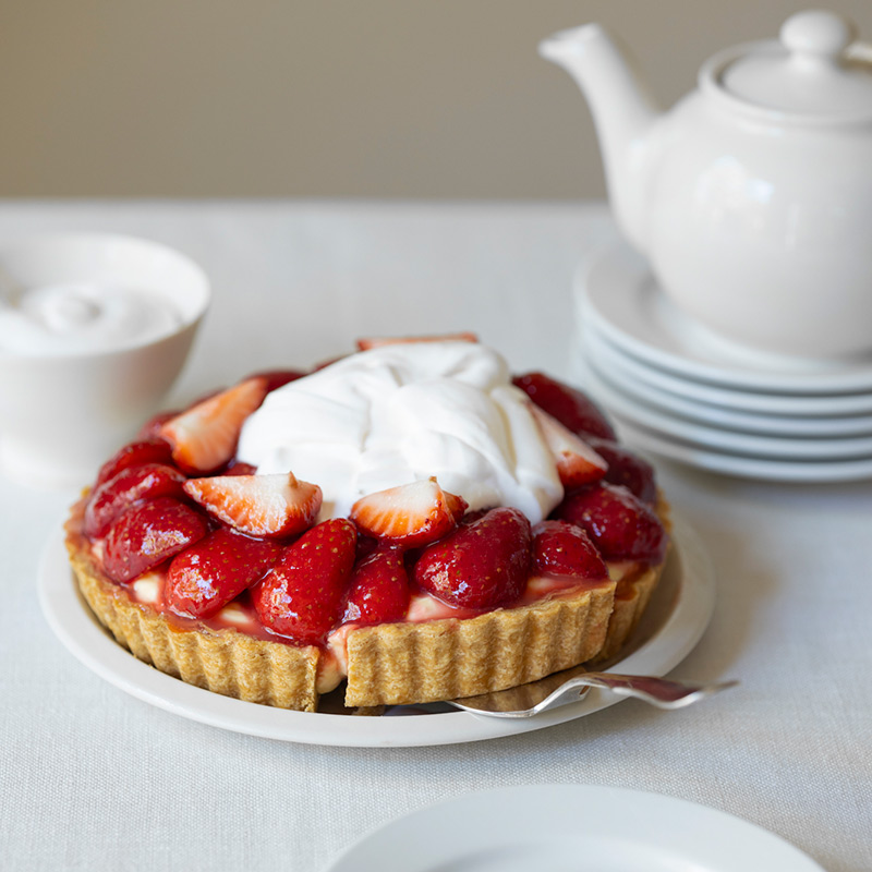 画像: 2つのクリームと甘酸っぱいいちごが合う いちごのタルトのつくり方