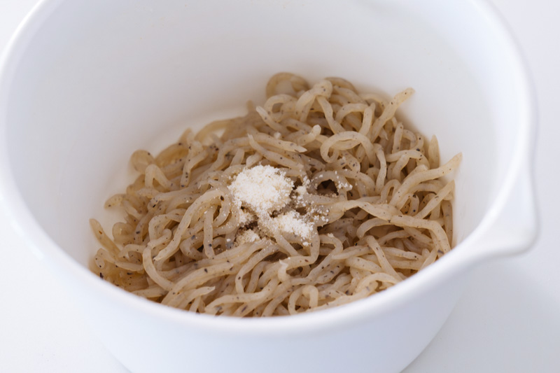 画像: 糸こんにゃくの下処理