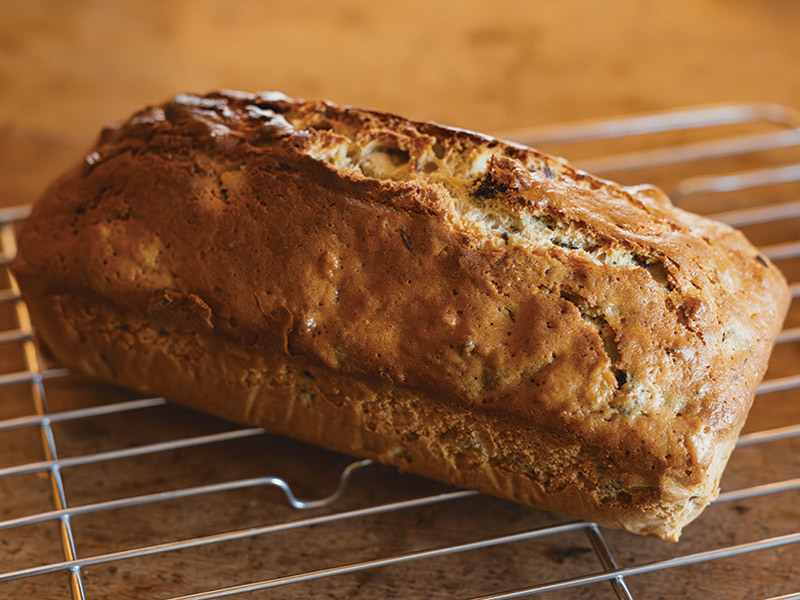 画像: 産みたての卵も使われているパウンドケーキ