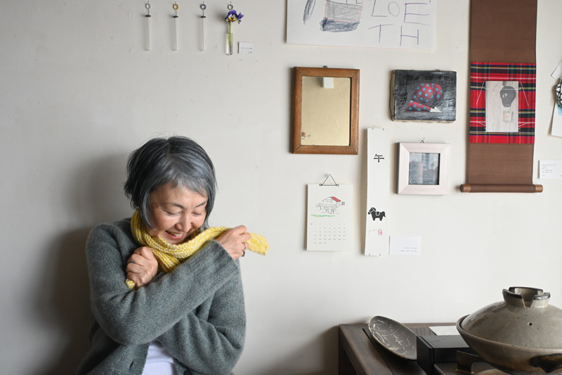 画像: 毛糸3玉で編めるミニリブマフラー