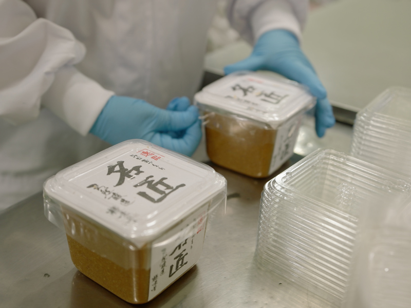 画像4: 年に一度の「大寒仕込み」を拝見