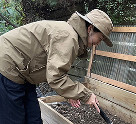 画像: ③畑用移動式コンポスト－収穫時の“とりあえず”のごみ置きに