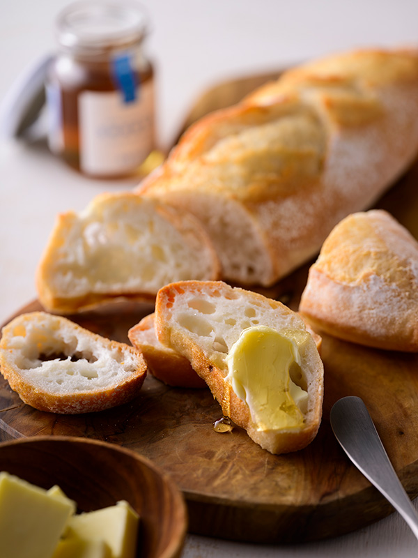 画像: 片栗粉を混ぜてカリカリ食感に バゲットのつくり方