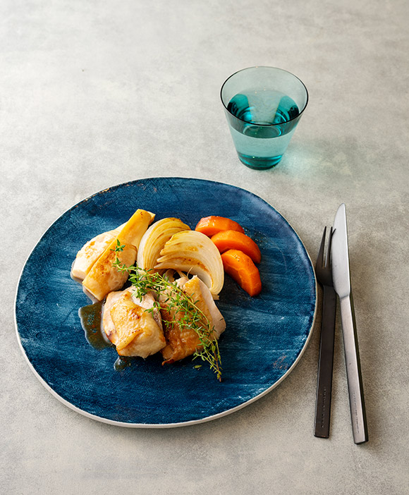 画像: 「鶏もも肉のタイム焼きたけのこ添え」のつくり方