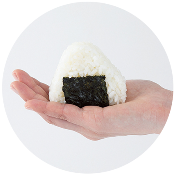 画像3: “おにぎり”づくりが劇的に楽になる！おいしくにぎれてサイズもいろいろ、日本製の「木製おにぎり型」6種を試して本音でレビュー／いいモノあうモノ