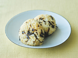 塩昆布しょうがおにぎり