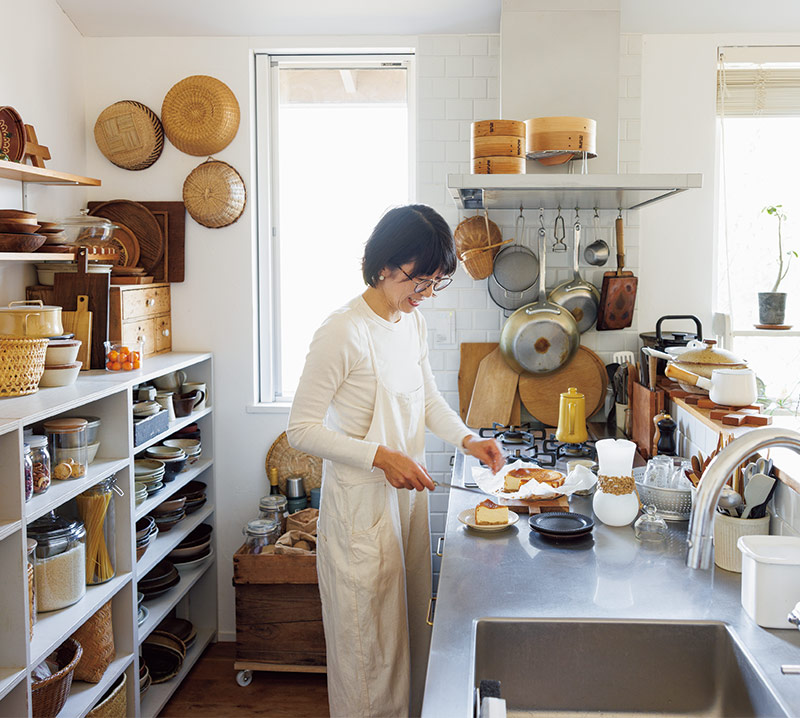 画像3: 料理しやすい工夫と知恵が詰まった 小さく自由な台所
