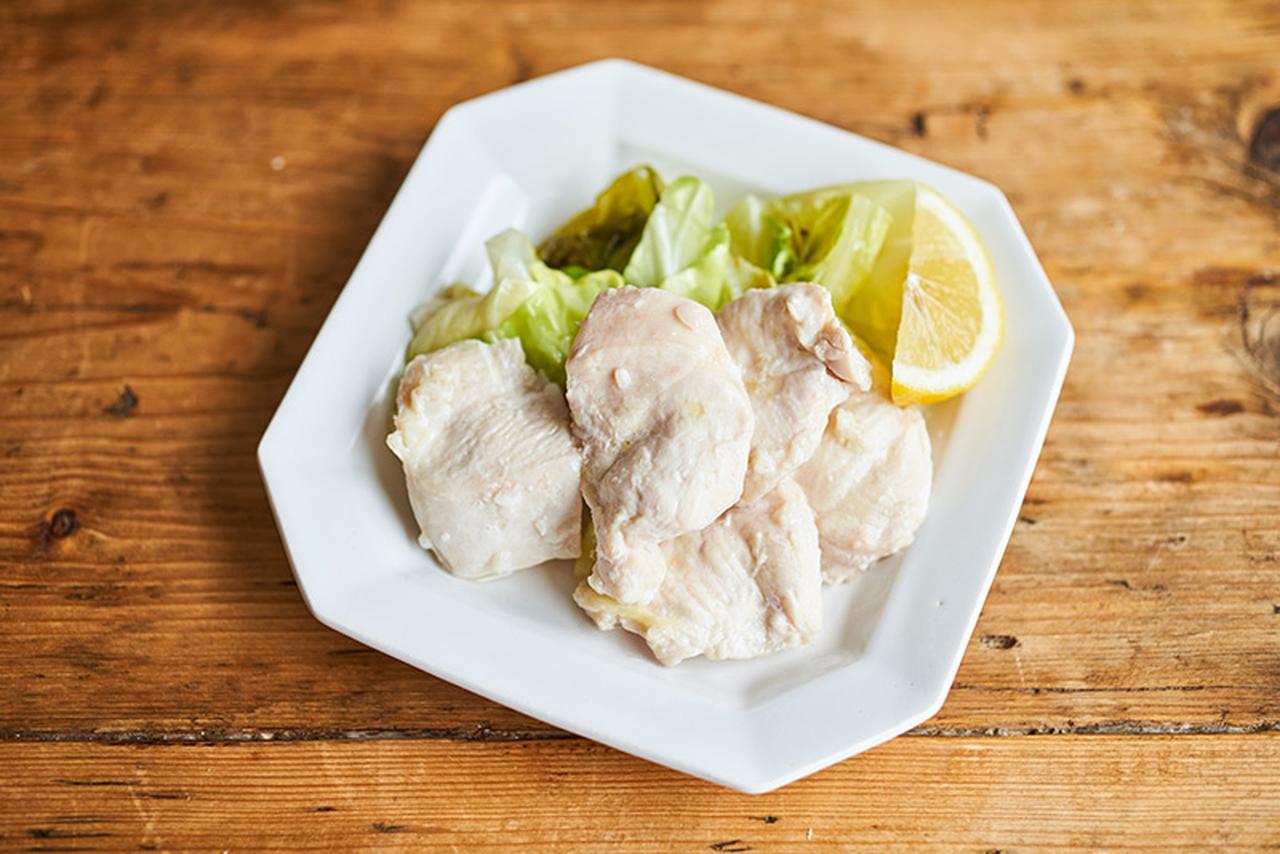 画像: 「春キャベツと鶏むね肉の塩麹オイル蒸し」のつくり方｜榎本美沙さん