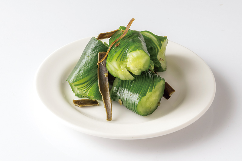 画像: 緑：きゅうりの蛇腹昆布あえ