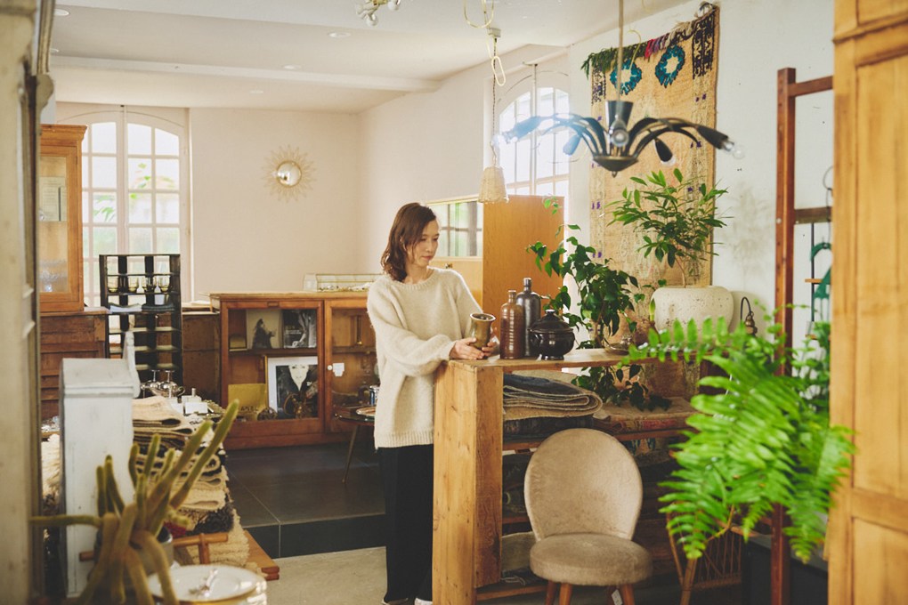 画像: ファッションセンスにも定評があり、雑誌やWebメディアに登場することも多い店主の松田さん