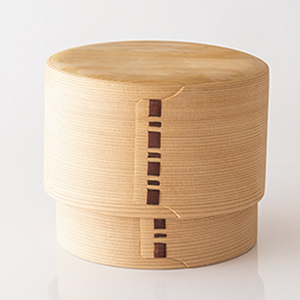 画像: わっぱの弁当箱は調湿作用も魅力