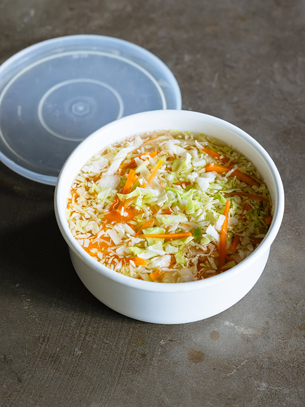 画像: あると便利な発酵野菜 発酵キャベツ＆にんじんのつくり方