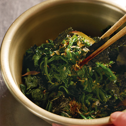 画像: 「ほうれんそうののりからし和え」（仕込みおき）