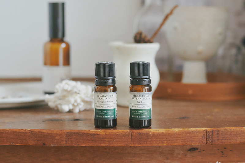 画像: 精油はMont Saint Michelを選ぶことが多いです。フランスから直輸入した、100％天然の精油。安心して使うことができます