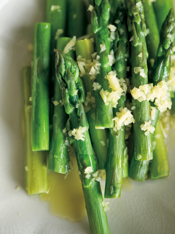 画像: 「アスパラガスのしょうが酒蒸し」のつくり方