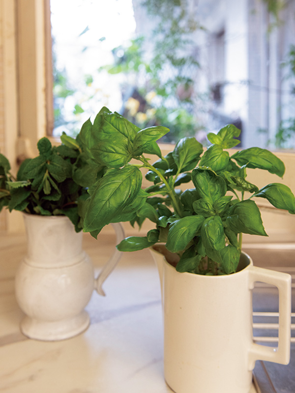 画像1: シンクまわりの収納の工夫