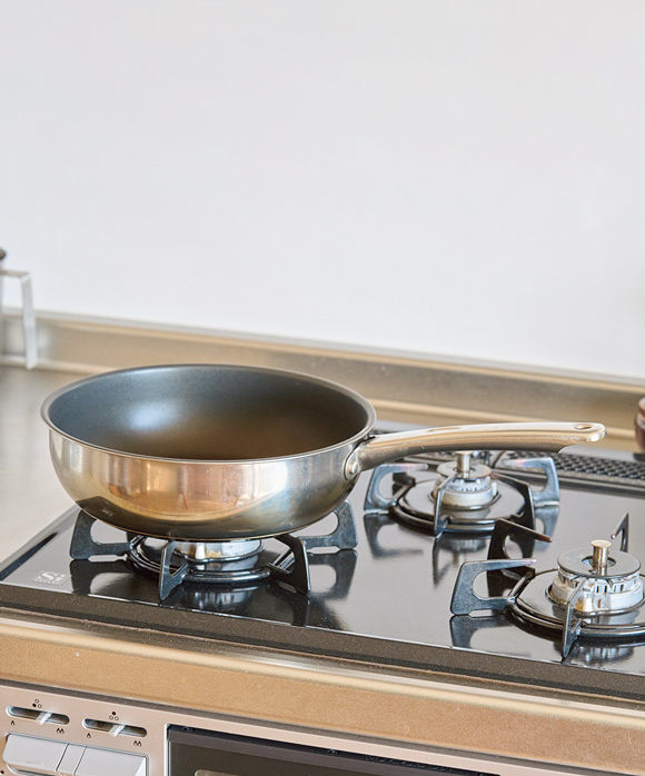 画像: 全長約43.4×奥行約25.4×胴体高さ約7.5×取っ手高さ約10.4cm／マイヤージャパン