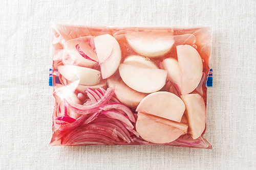 画像1: かぶと赤玉ねぎのピクルス