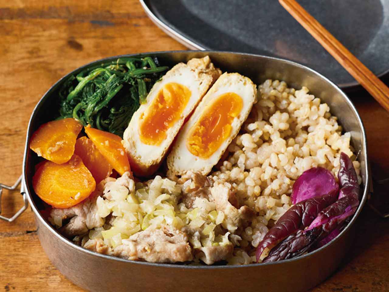 画像: 50代からのからだ整え弁当「ねぎ塩焼肉弁当」のつくり方。タンパク質たっぷり!腸活にも◎忙しくても手早くつくれる“からだにやさしい”お弁当/ツレヅレハナコさん - 天然生活web