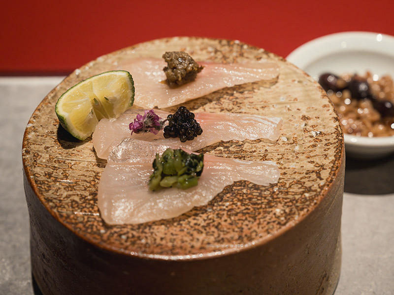 画像1: 標高1,050mの自然豊かな湯治場「扉温泉 明神館」で楽しむ“最高の休日”プラン。神様も訪れた!?極上温泉と信州の恵みを贅沢に味わう食事