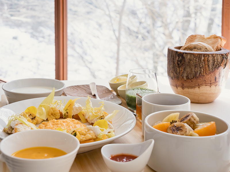 画像: 地元の野菜をメインにした体にやさしい朝食