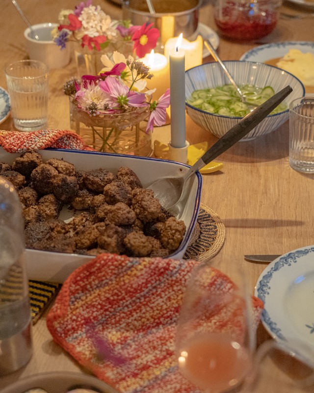 画像: 好きな量をお皿に盛っていただくスタイル