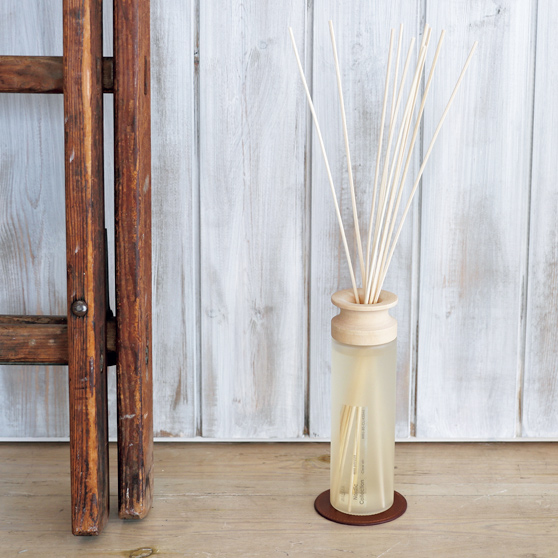 画像: D メルシーユー　ノルディックコレクション リードディフューザー MRU-80 チルフォレスト　1名