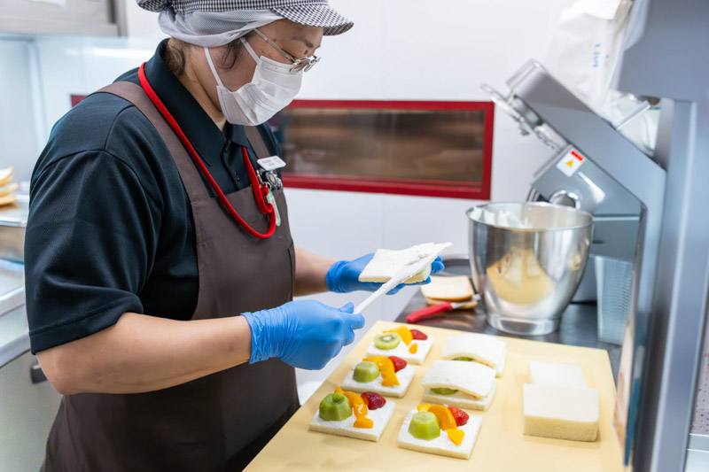 画像: お客様のニーズに合わせながら、旬の食材を取り入れる