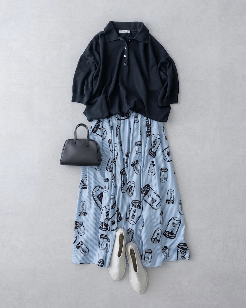 画像: スカート　42,900円／プレインピープル バッグ　39,600円／ミズイロインド（ミズイロインド青山店） シューズ　35,200円／プレインピープル そのほか、スタイリスト私物