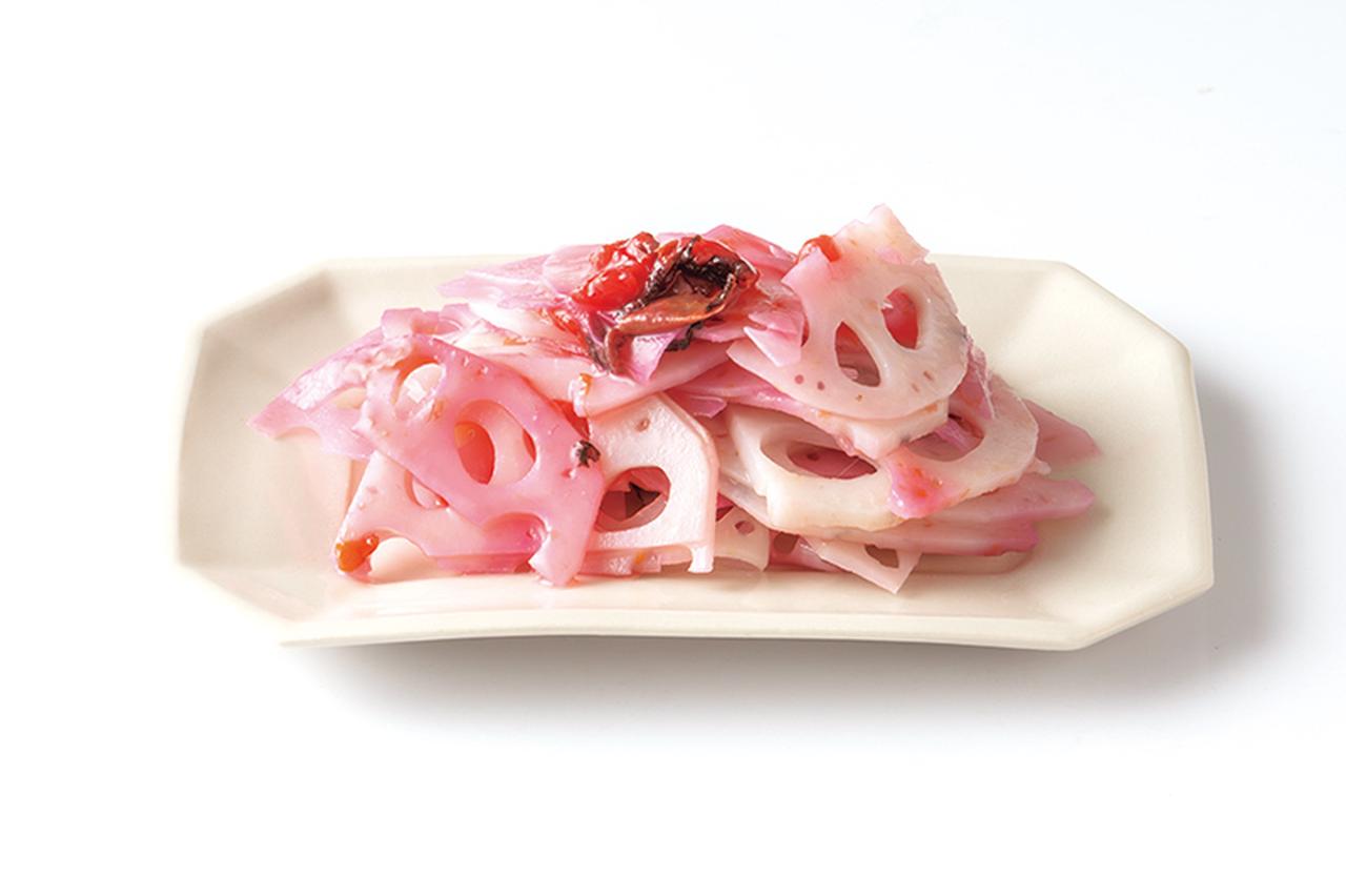 画像: お弁当にぴったりの保存食「れんこんの梅ピクルス」のつくり方。やさしい酸味と鮮やかなピンク色が美しい副菜／ワタナベマキさん - 天然生活web