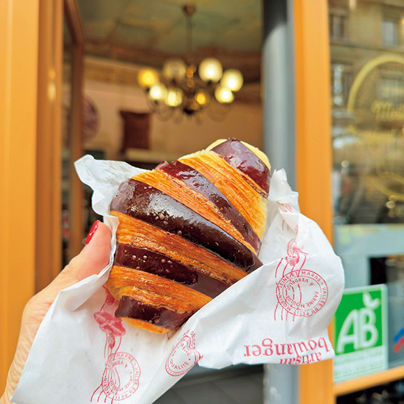 画像: 「BOULANGERIE MODERNE /ブーランジェリー・モデルヌ」通称“エミリー・イン・パリス”のパン屋さん