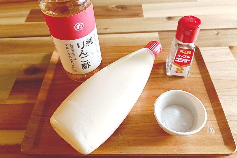 画像2: シャキシャキ食感がたまらない「白菜とみょうがのコールスロー」のつくり方。ささみのコクとオリーブで満足感アップ！｜本多理恵子の「50代からは“手抜き”と“息抜き”」