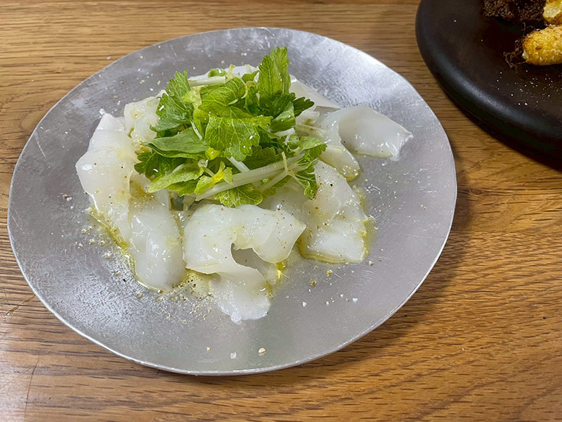 画像1: 旅の翌日<夕食> 「お刺身」と「煮つけ」