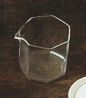 画像4: お茶時間が楽しくなる「中国茶」の基本の道具9選。お茶に合う“道具やしつらい”でとっておきの一杯を味わう／chachamari・山本真理子さん