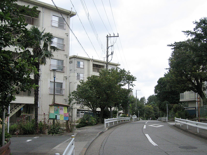 画像: 「桐ヶ丘団地」のポイントハウス。スターハウスに比べると現存数は多いですが、「桐ヶ丘団地」のものは取り壊され残っていません