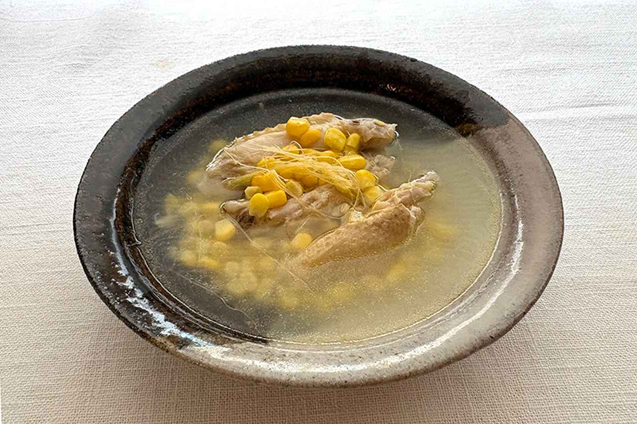 画像: 「とうもろこしと鶏手羽中のおつゆ」のつくり方