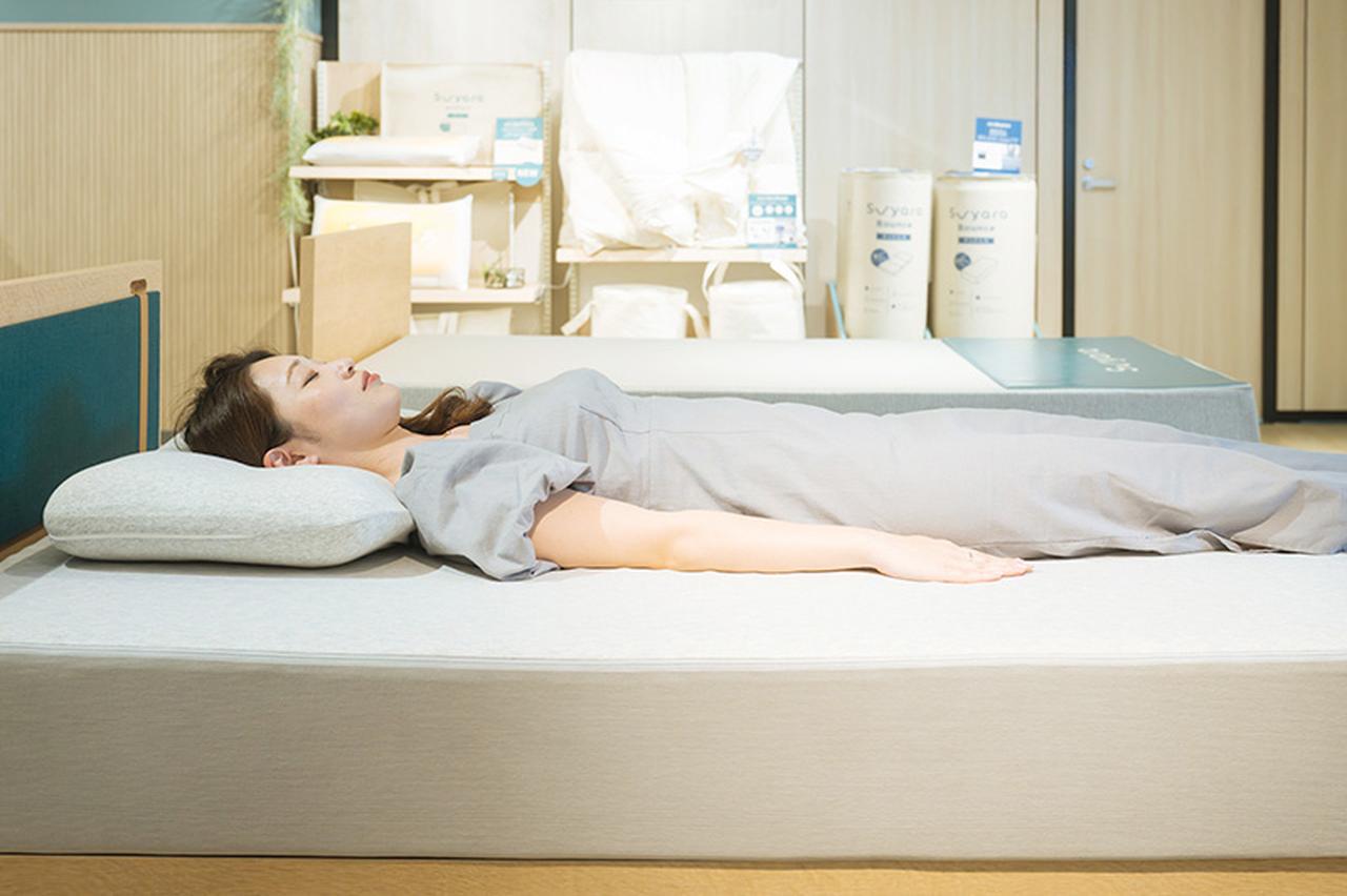 画像: 寝具のプロに教わる“睡眠の質”が上がる「マットレス」の選び方。体の9割を支えるのに、意外と見過ごしがち?正しいお手入れも|天然生活のいいものレポート - 天然生活web