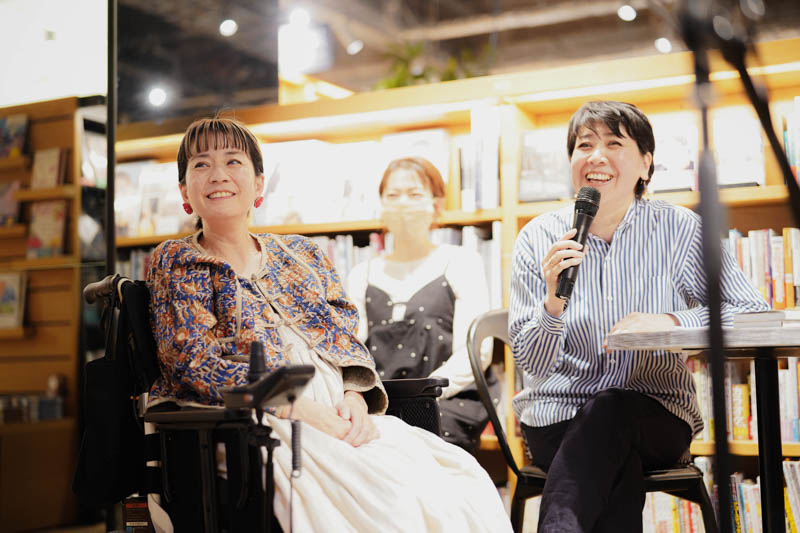 画像8: 難病ALSとともに生きる喫茶店店主・はらだまさこさんの「レシピ本」制作から、夢に描いた出版イベント“ハグ会”まで。カメラ越しに見つめた時間／写真家・繁延あづささん
