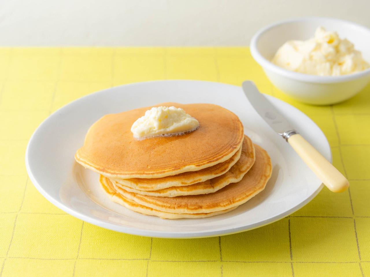 画像: ふわふわもちもち「ヨーグルトパンケーキ」のつくり方。甘さ控えめで“ペロリと食べられる”朝食にもぴったりのひと皿|手づくりお菓子の店・甘堂ふわ作のやさしいおやつ - 天然生活web