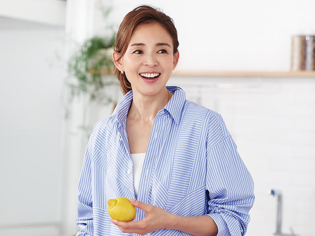 画像: モデル・SHIHOさんが毎日続ける“夏バテ知らず”の食習慣。朝は「水分補給」を意識、体が求める発酵食品や海藻類を取り入れて - 天然生活web