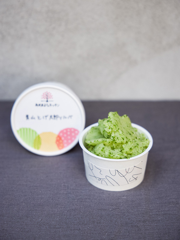 画像: 商品名の「青山とげ太郎」はきゅうりの品種
