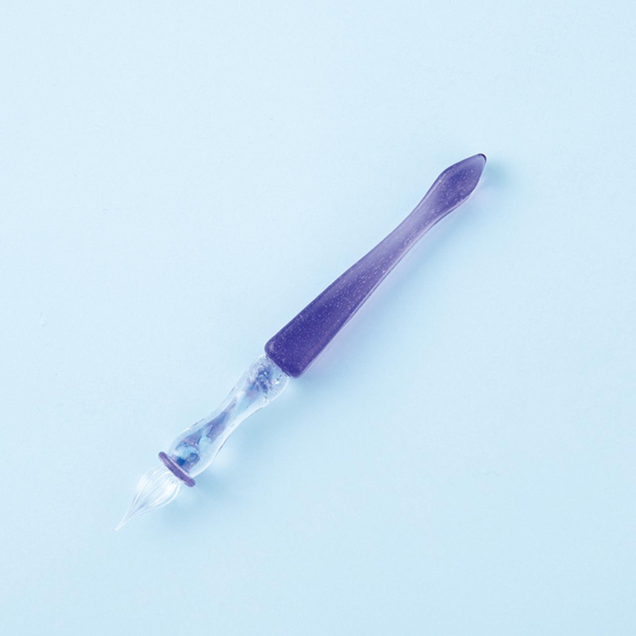 画像: 寸法：全長＝14cm、軸の長さ＝11.5cm、軸の太さ＝1.2cm　質量：19g　材質：ボロシリケイトガラス　色展開：12色　付属品：ペンケース
