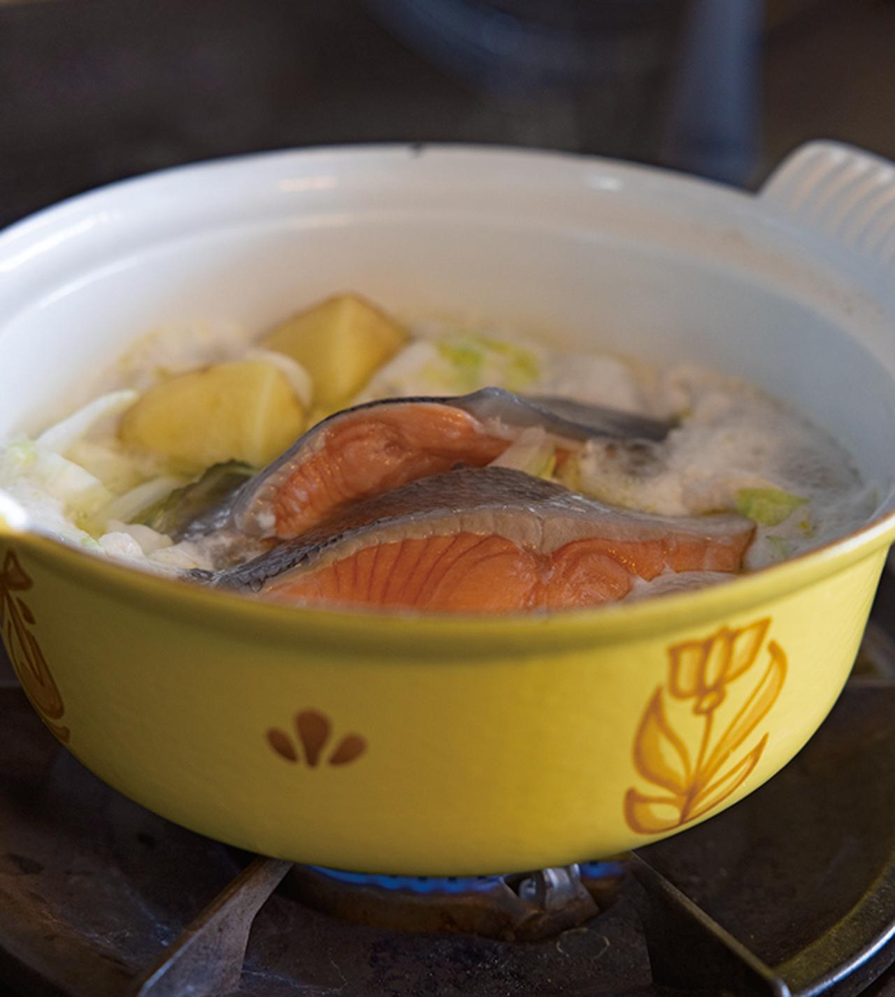 画像: 漬けた食材を漬け汁ごとコトコト煮るだけでごちそうに
