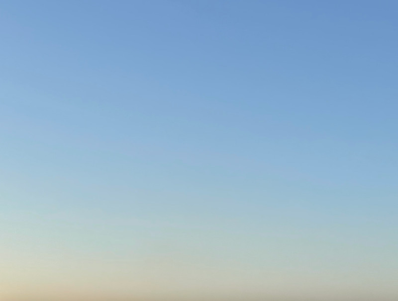 画像: 朝は必ず窓をあけ、あたらしい空気を部屋にいれます